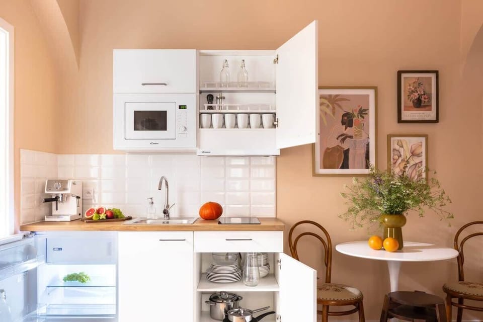 Fully equipped kitchen