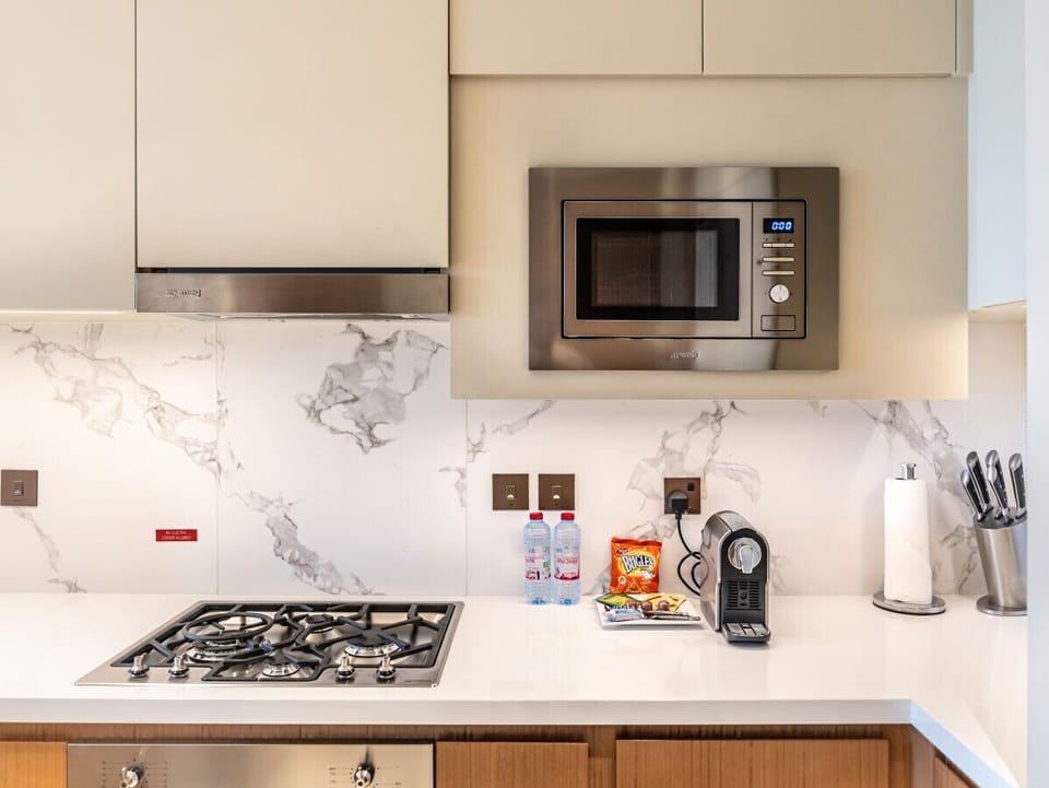 Fully Equipped Modern Kitchen and dining