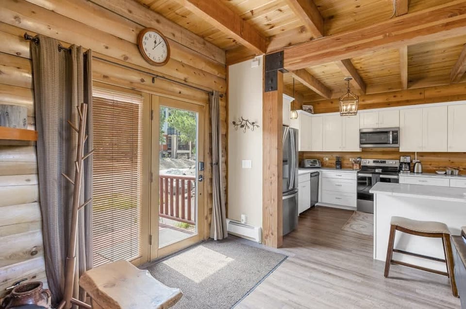 Step into a welcoming entry, setting the tone for the rest of the home. With inviting décor and soft lighting, it creates a warm and open space, offering a seamless transition into the living areas.