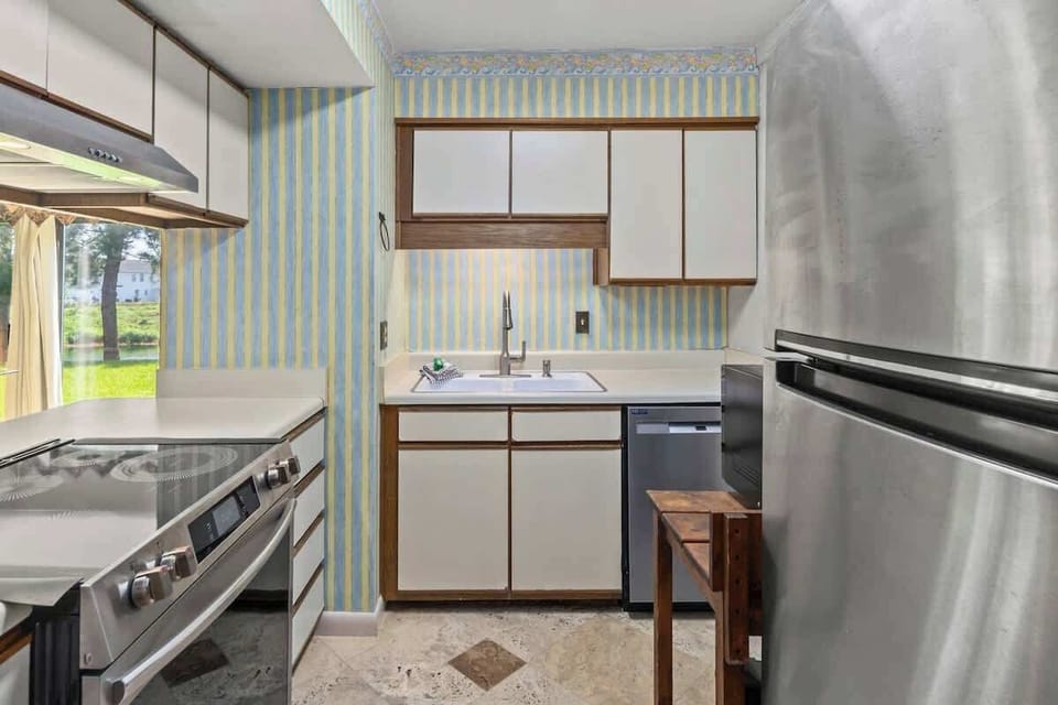 Feel right at home in a kitchen made for comfort and convenience.