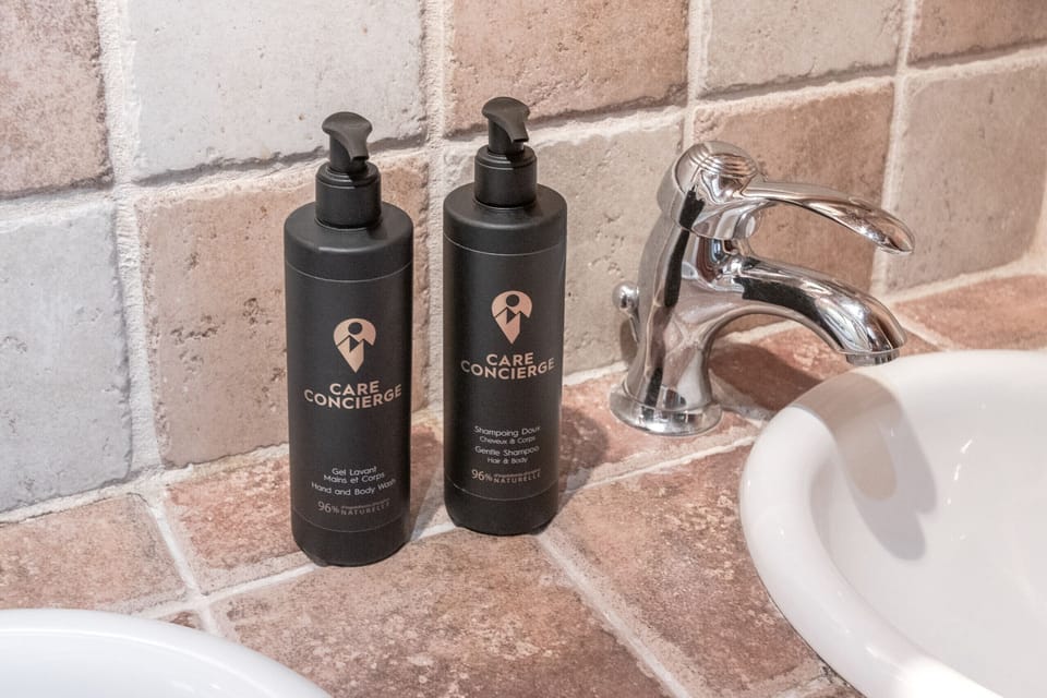 Bathroom amenities