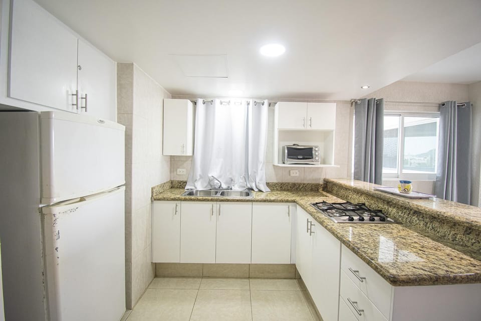 Open kitchen with plenty of counter top space