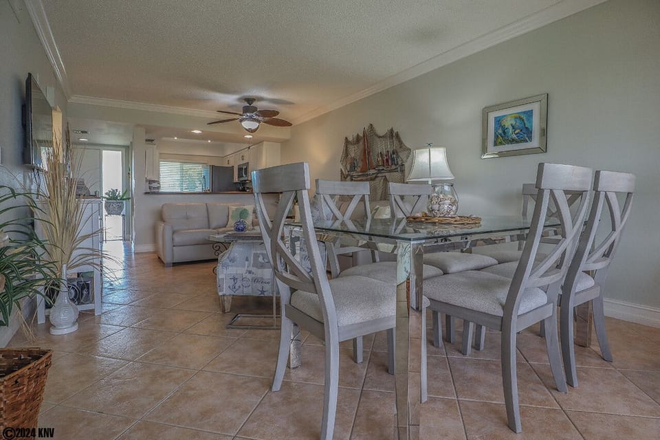 Comfortable and Beautiful Living Space