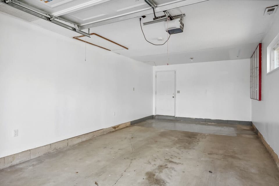 1-Car Garage