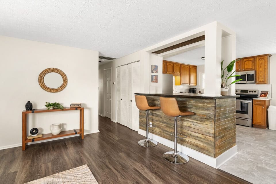 Breakfast Bar