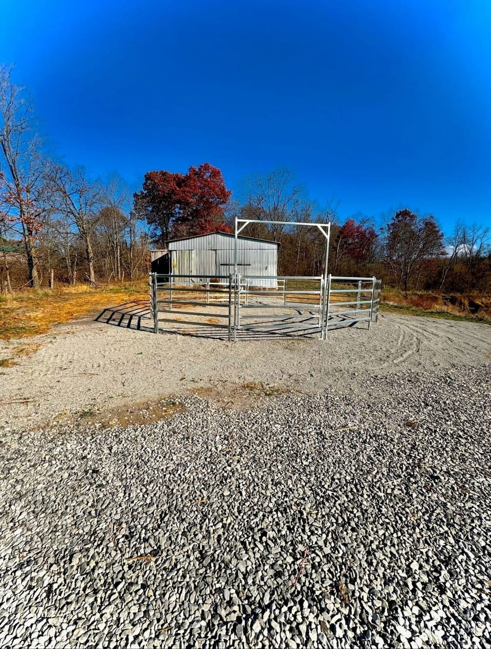 Round pen