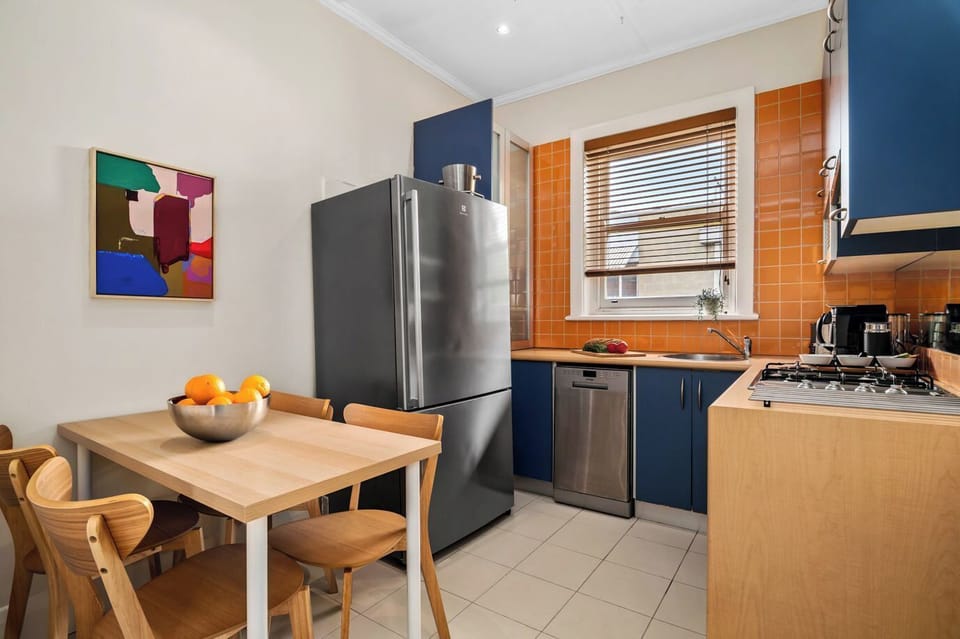 APARTMENT 4 KITCHEN: Well equipped kitchen. 