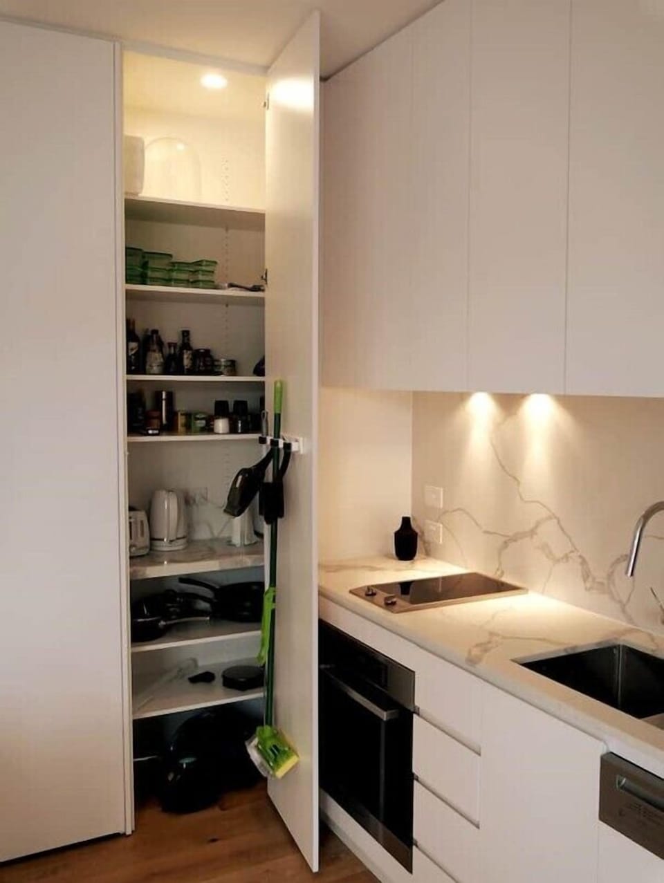 PANTRY: All the needed appliances. Well stocked pantry supplies.