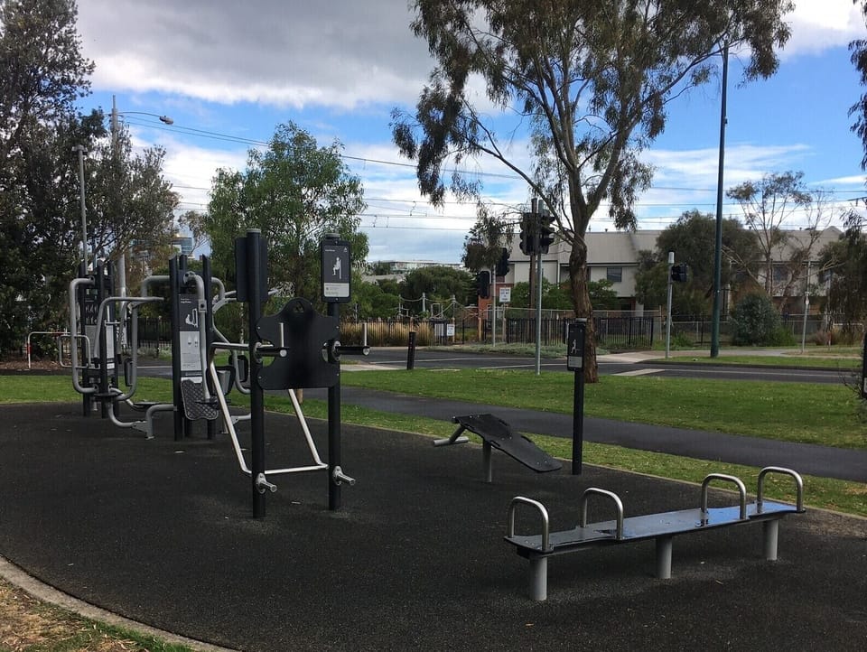 COOK RESERVE (400M): Just around the corner is this outdoor gymnasium on the corners of Evans and Swallow Streets.