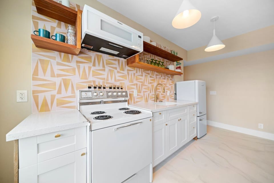 Kitchen with
Retro appliances