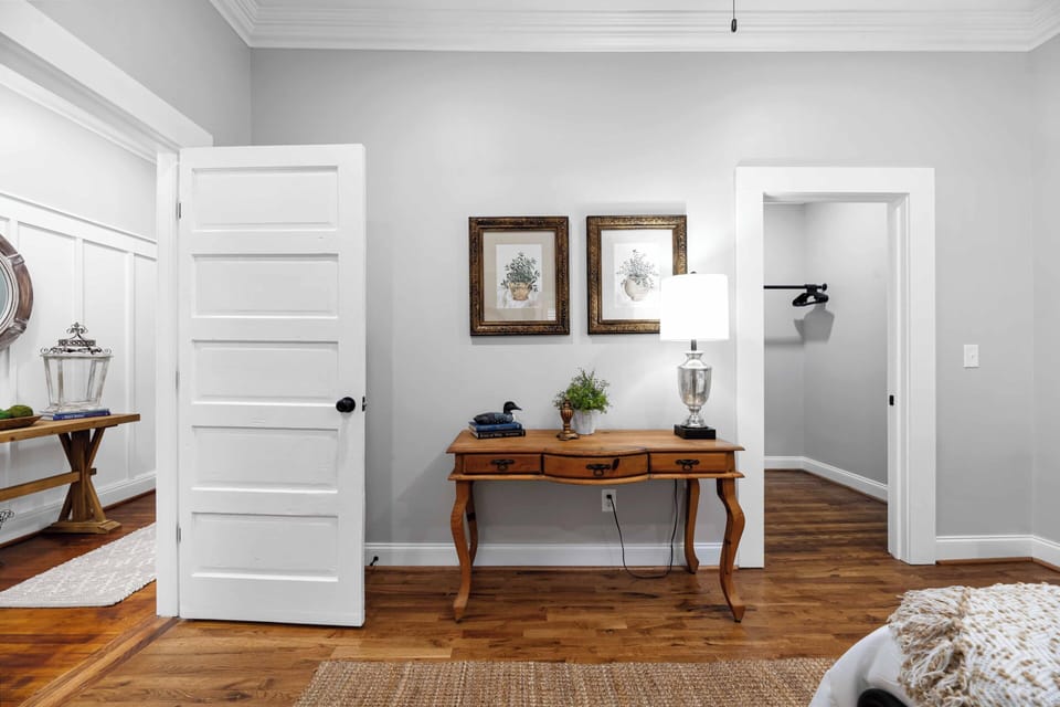 View into hall and closet space in front queen bedroom. 
