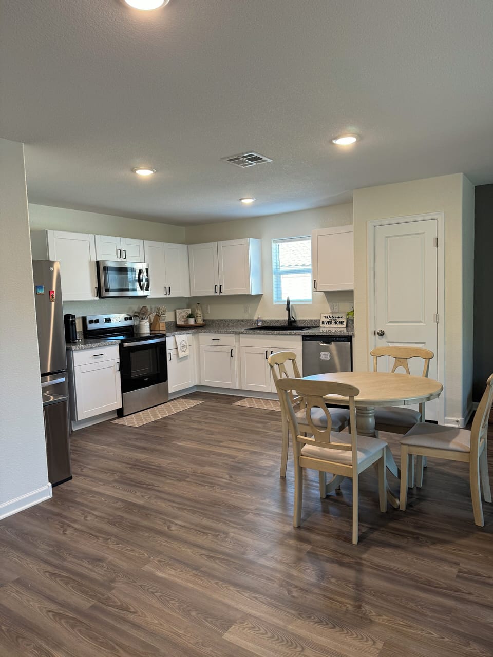 Full kitchen with all of the amenities you want or need.