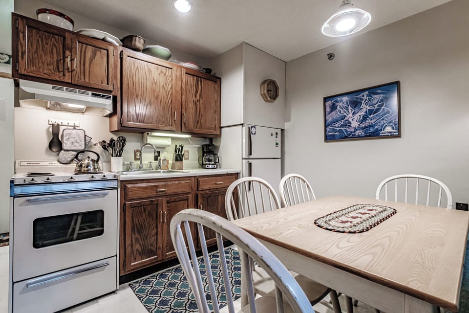 Kitchen/dining