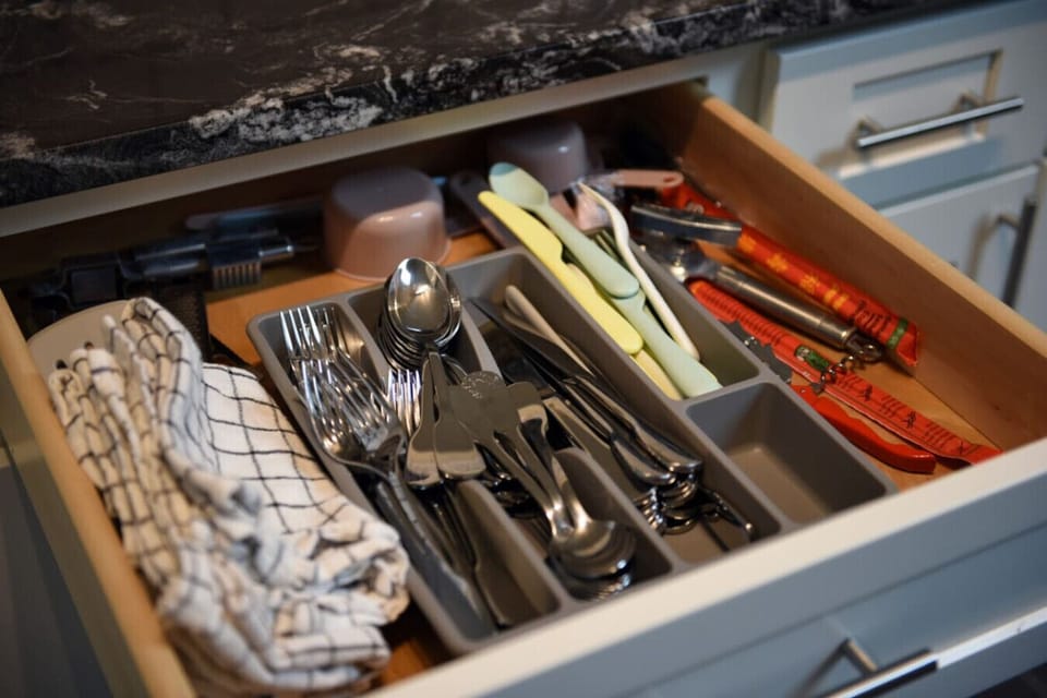Unit Comes Equipped With All Kitchen Utensils, Cutlery, Cooking Oil, Spice Rack