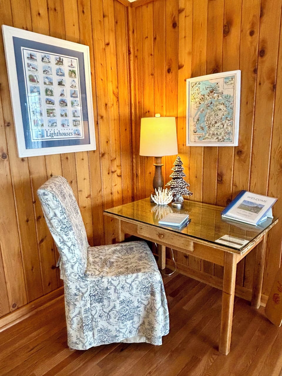 Designated work space with views of the lake