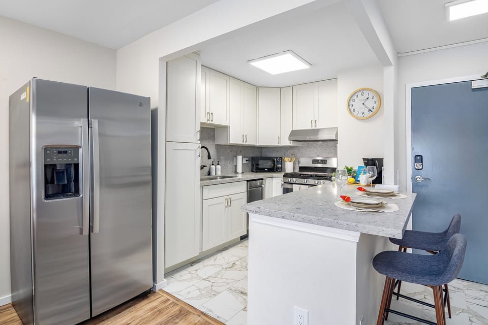 A fully equipped kitchen with dishwasher perfect for culinary needs.