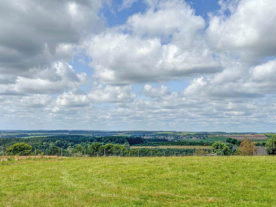 Surroundings [summer] (1-5 km)