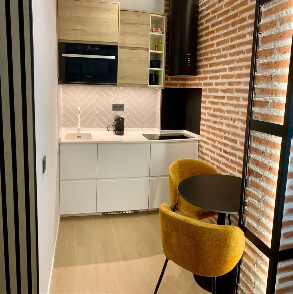 Kitchen (2)