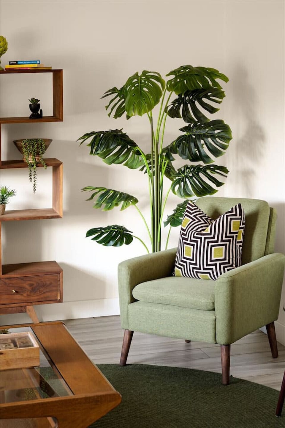 Kick back in the reading nook surrounded by greenery for a quiet desert-inspired moment.