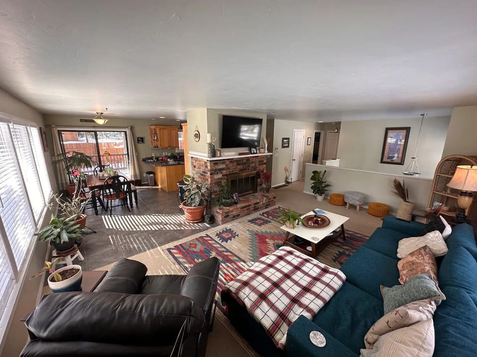 Upstairs living room