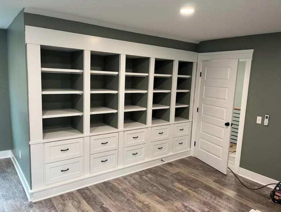 2nd Floor Bunk Room (4 sets of bunk beds and 1 queen bed)