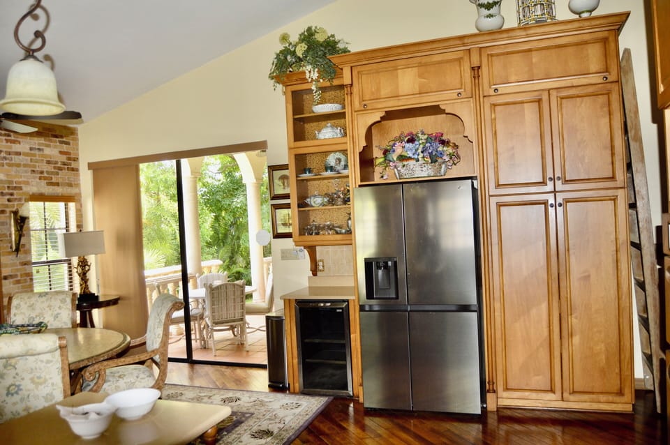Kitchen, refrigerator, pantry