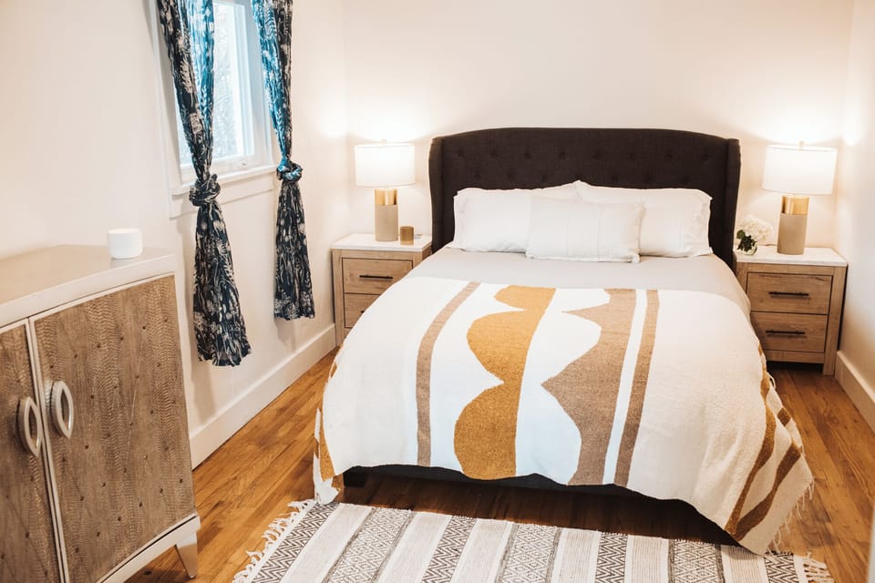 Upstairs, Bedroom No. 1: Queen bed
