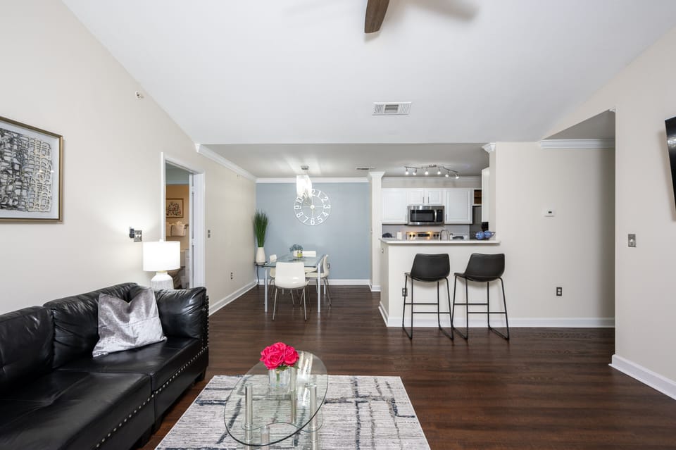 To see video tours on YT, search for our brand online: Furnished Stays Tampa