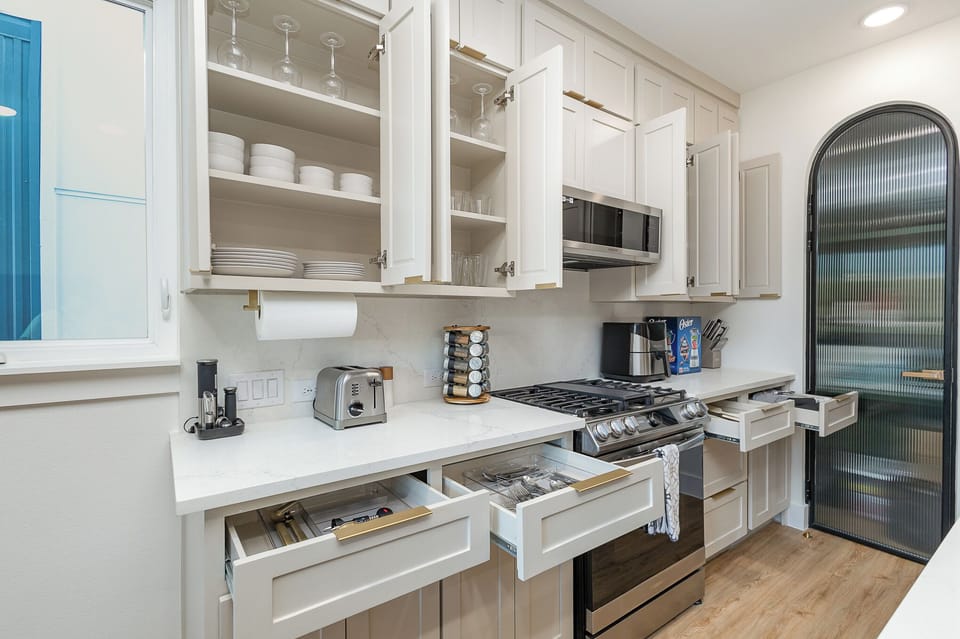 Full Chef’s Kitchen