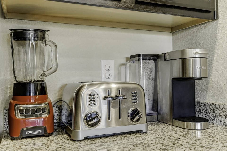 Small Appliances for Guest Use
