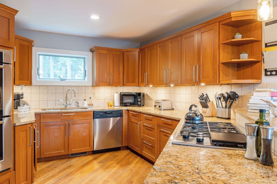 Extra space to create meals with the addition of a peninsula in the kitchen.