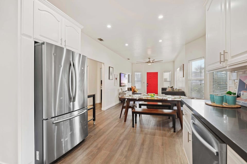 Open Kitchen