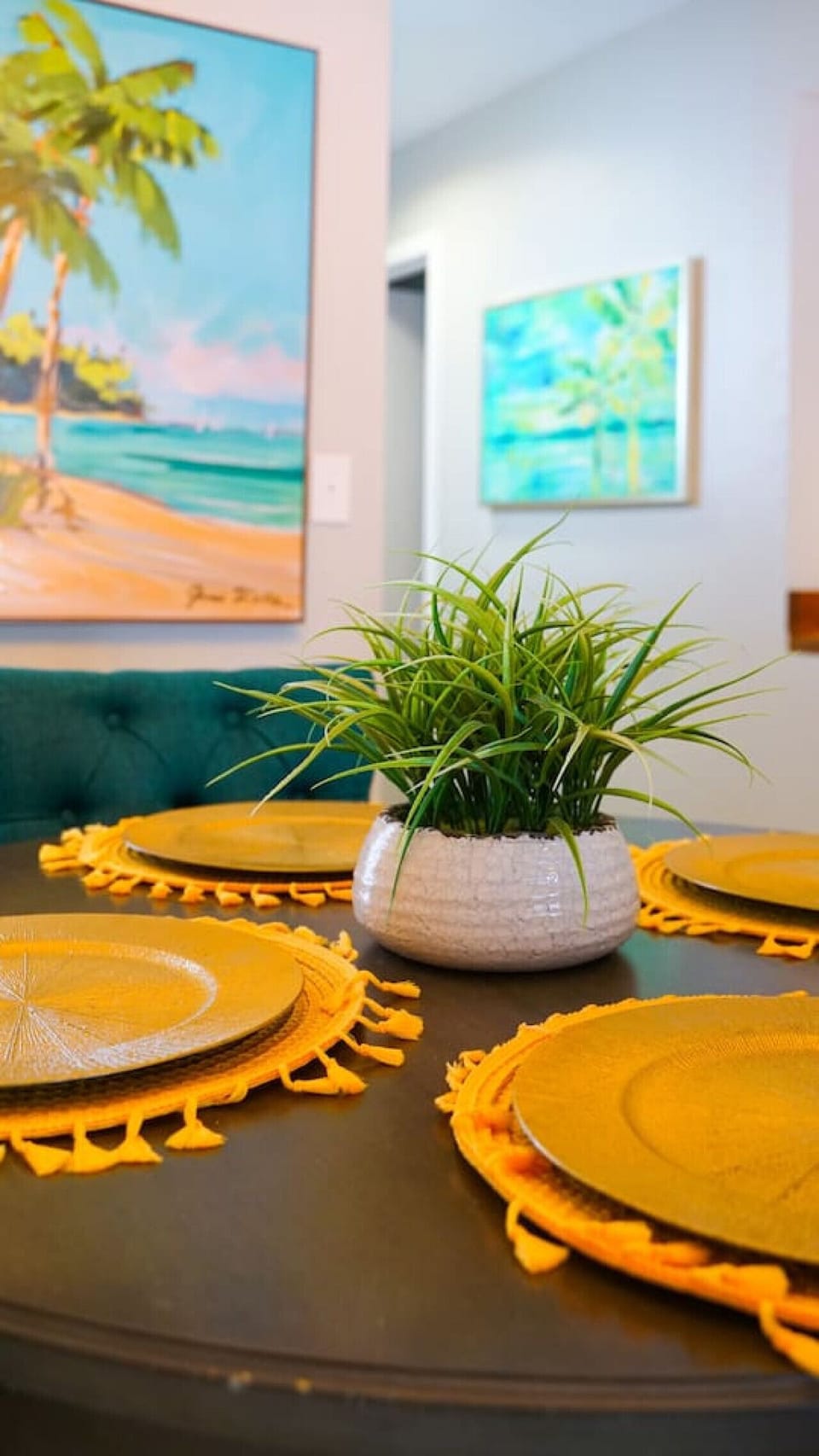 Time to kick back and let the vacay vibes take over!