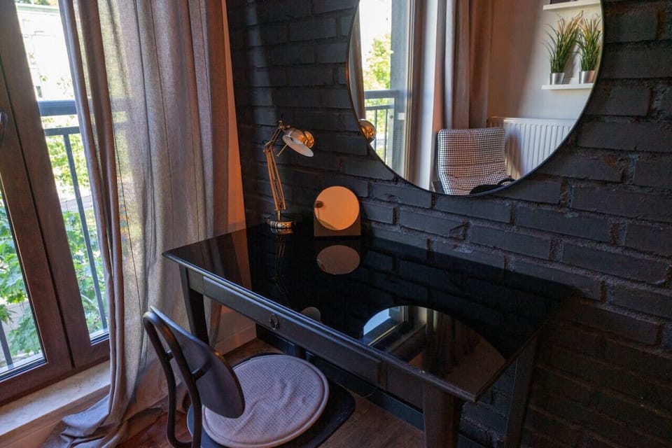 Dedicated Home Office Area | Book Now with RENTUJEMY