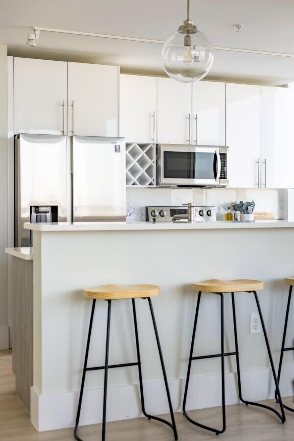 Microwave, Stove, Kitchen, Counter Stools, Kitchen Utensils