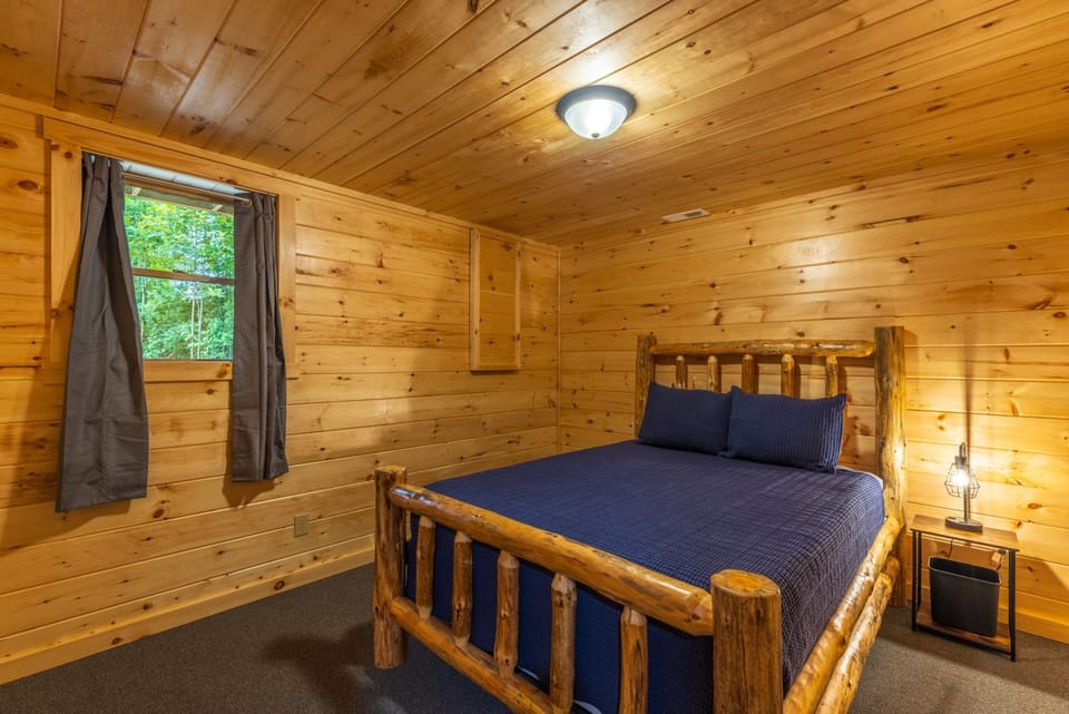 Private Queen Bedroom 1, Lower Level, from doorway - Moonlight Ridge Lodge