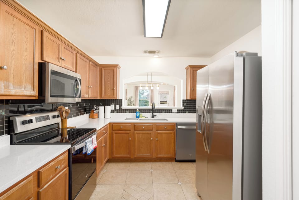 Fully-equipped Kitchen