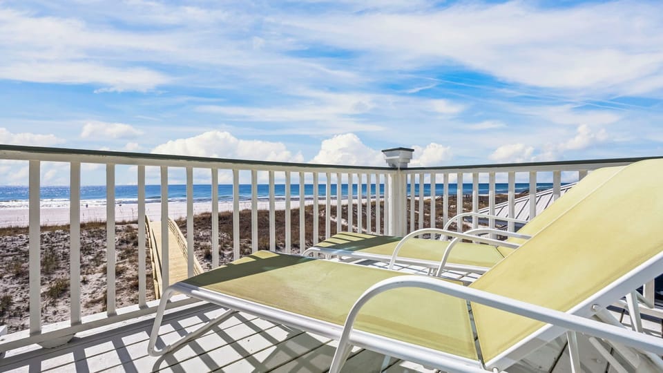 Fernhill by the Sea - - Master's balcony access