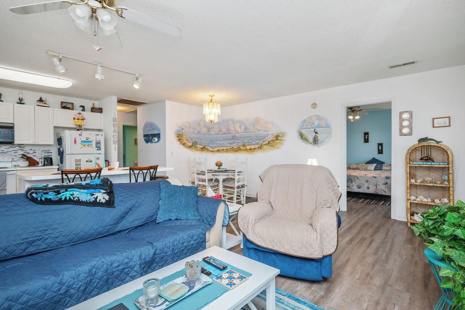 Living Area - Southwest