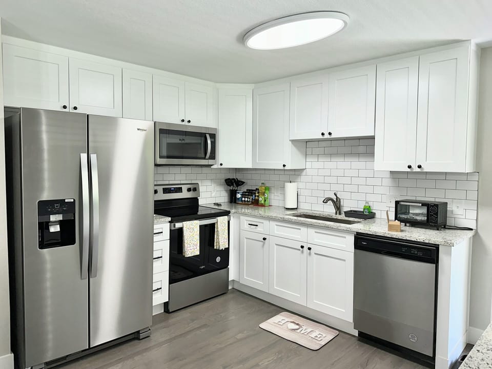 Fully equipped kitchen