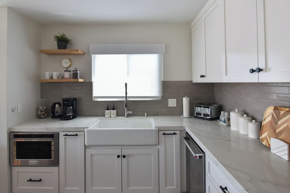 Equipped with Stainless Steel Appliances and all the Kitchen Amenities