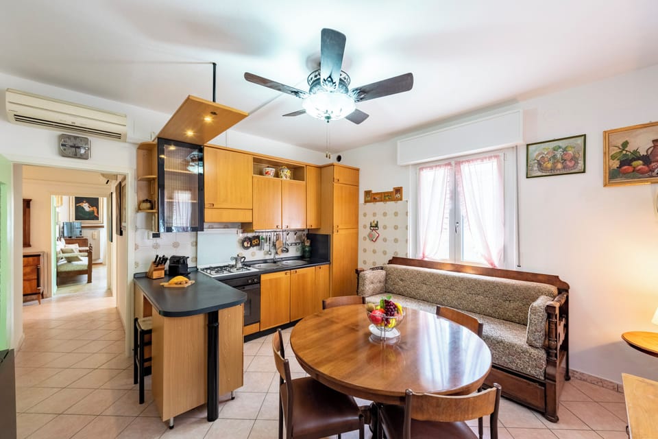 Kitchen and dining area