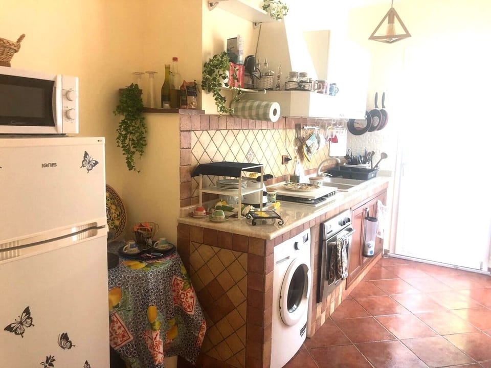 angolo cottura e lavabiancheria