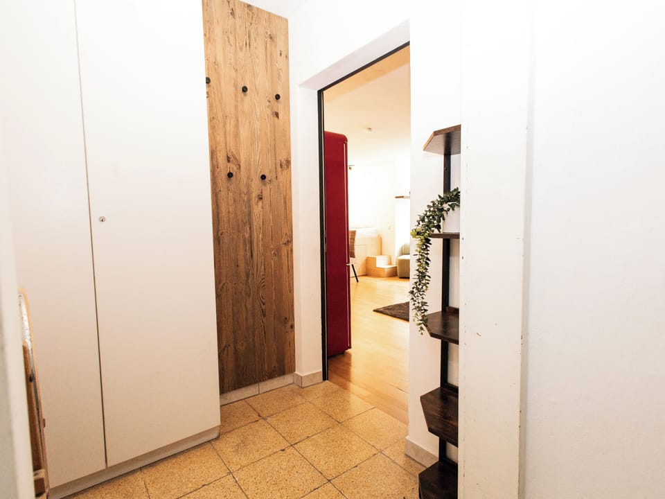 Entrance / Reception