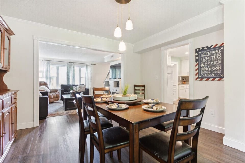 The dining area - perfect space for everyone to join together for your meals to eat as a family.