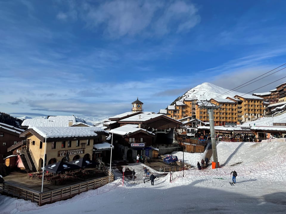 Snow and ski sports