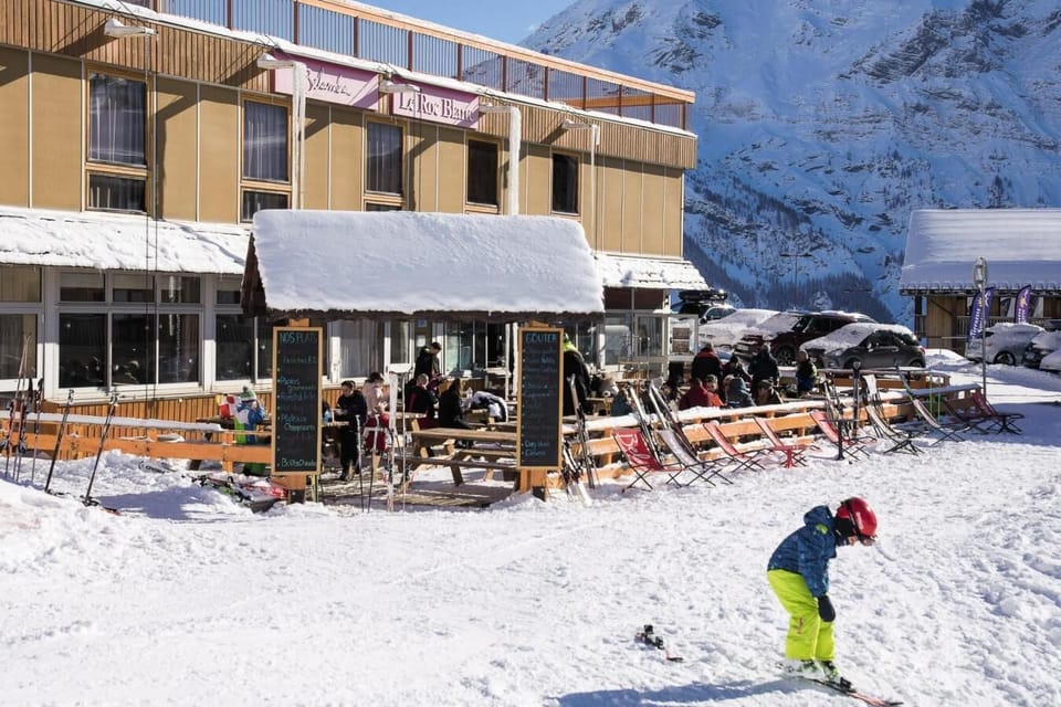 Snow and ski sports