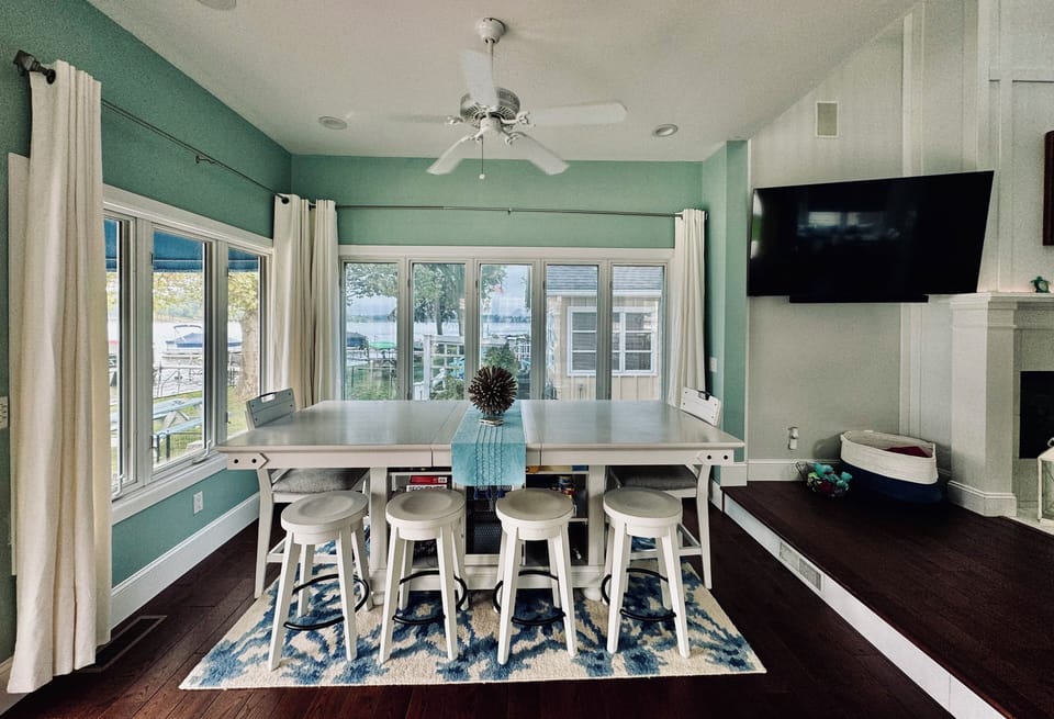 Extra-large dining table (seats 10) 