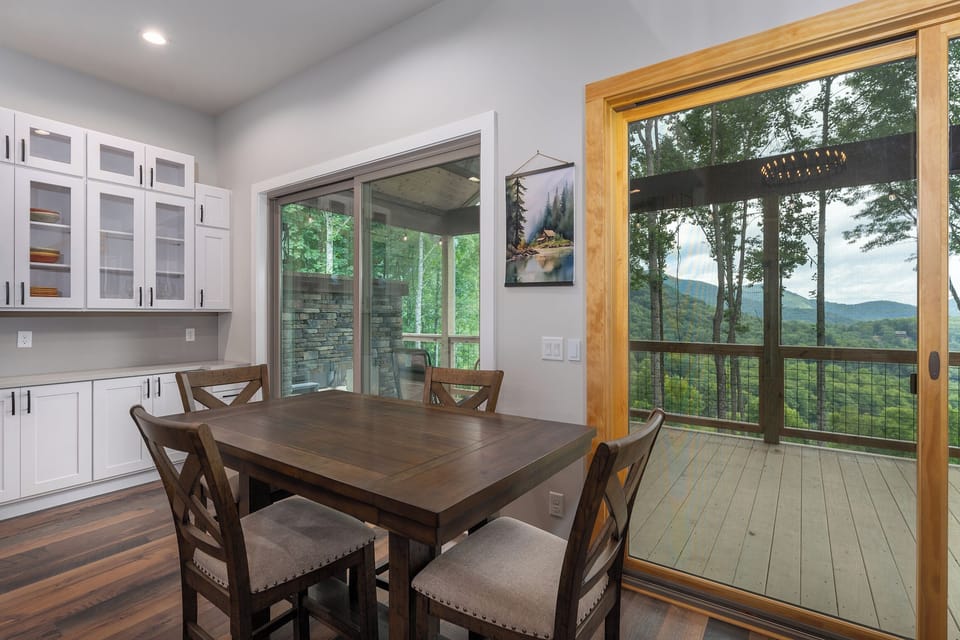 Dining area overlooking beautiful mountain views 
