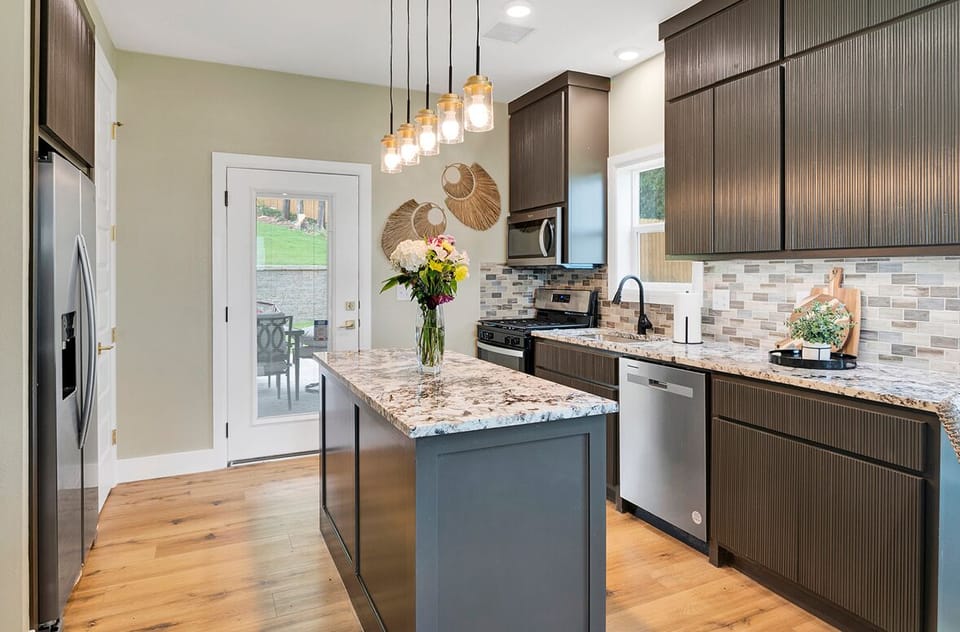 Fully equip kitchen for all your culinary needs